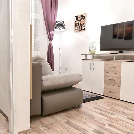 Spongebob Apartment Вена Экстерьер фото
