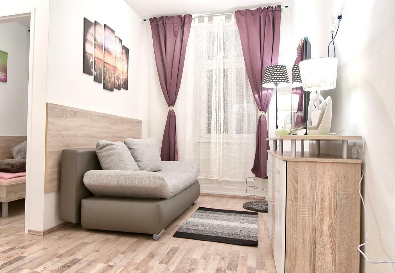 Spongebob Apartment Вена Экстерьер фото