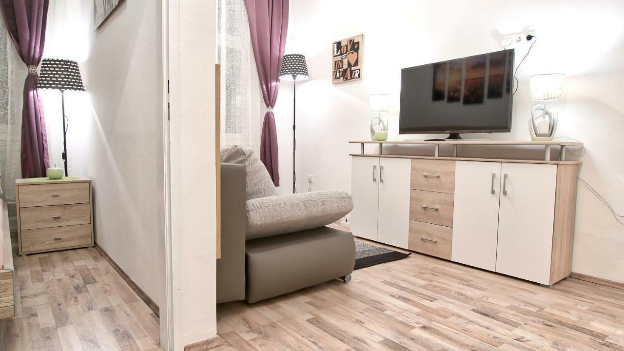 Spongebob Apartment Вена Экстерьер фото